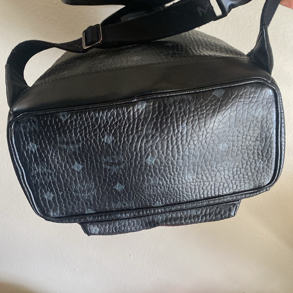 MCM Black Leather Backpack - Picture 14 of 16
